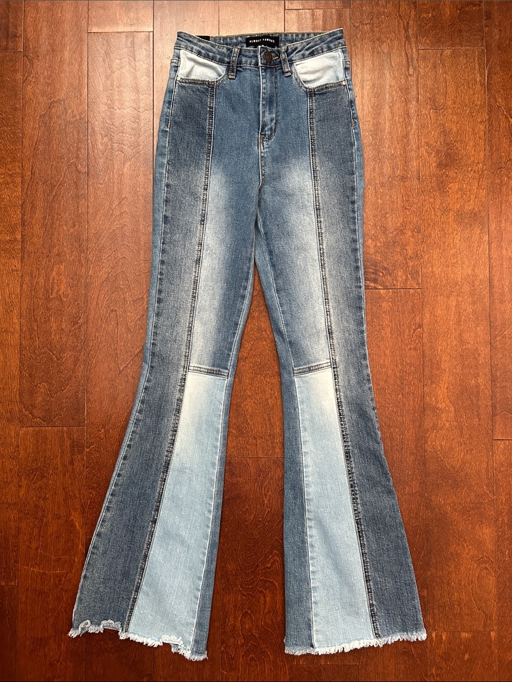 Almost Famous Two-Tone High-Rise Flare Jeans in Blue , Size 0
